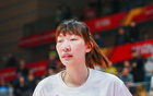 中國(guó)女籃熱身賽名單：韓旭領(lǐng)隊(duì)，張子宇入選，小寶、李夢(mèng)缺席。